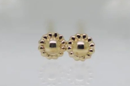 K10YGイエローゴールドピアス